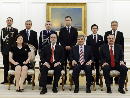 Chilean Ambassador Presents His Credentials to President Gül
